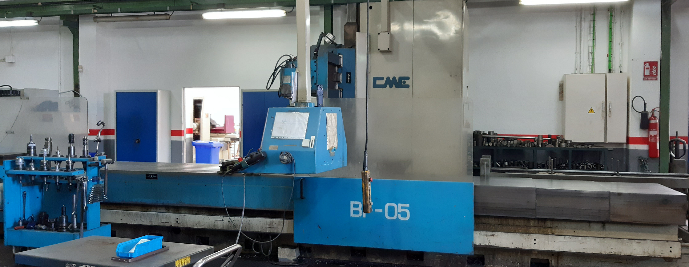 FRESADORA CNC CME BF 05